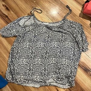 Aeropostale- XS blouse